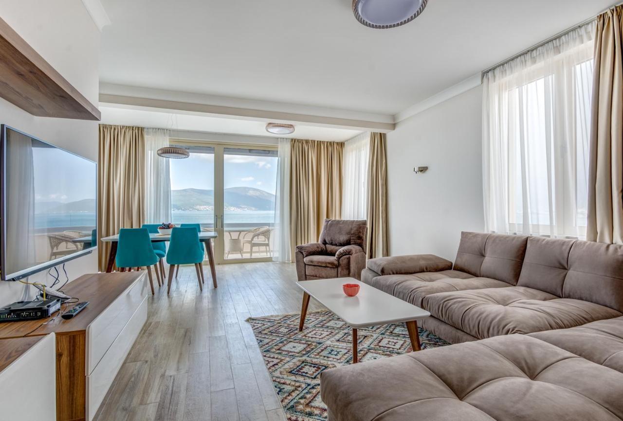 Boka Di Mare Lejlighed Tivat Eksteriør billede